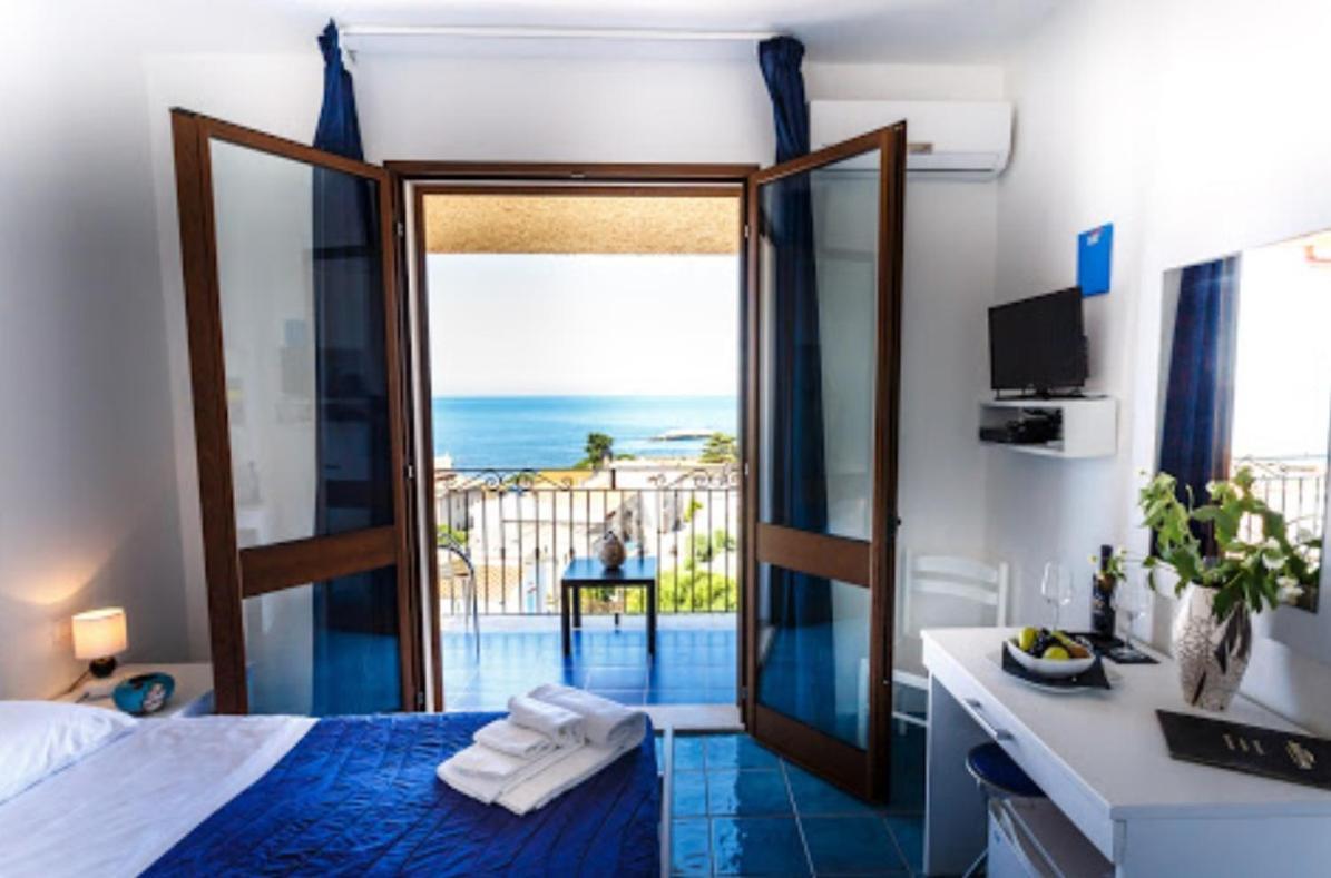 Hotel Bellavista S'Archittu エクステリア 写真