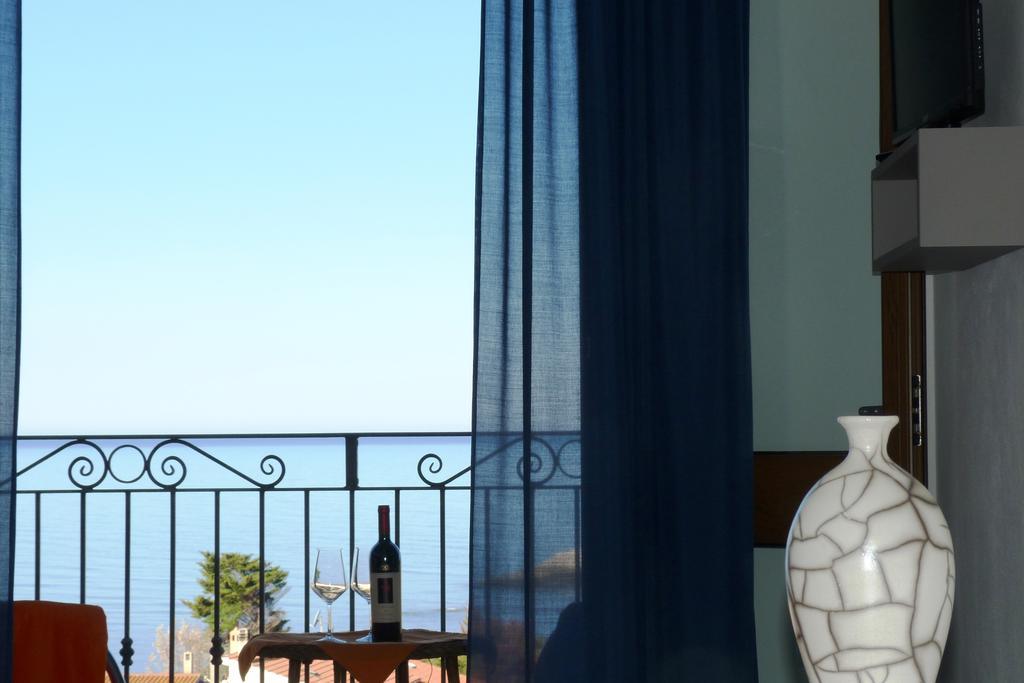 Hotel Bellavista S'Archittu エクステリア 写真