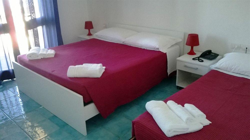 Hotel Bellavista S'Archittu エクステリア 写真